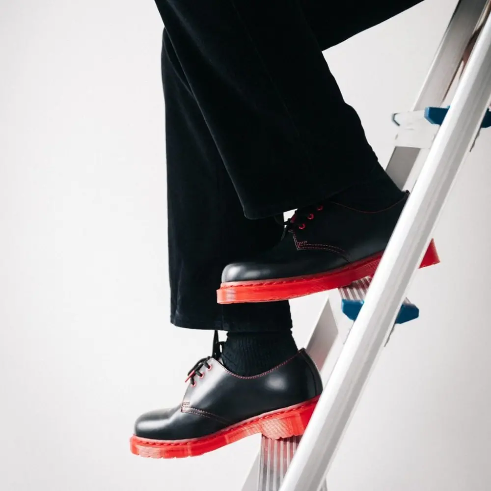 Alternative view of Giày Dr. Martens CLOT x 1461 'Black Red' 27153001
