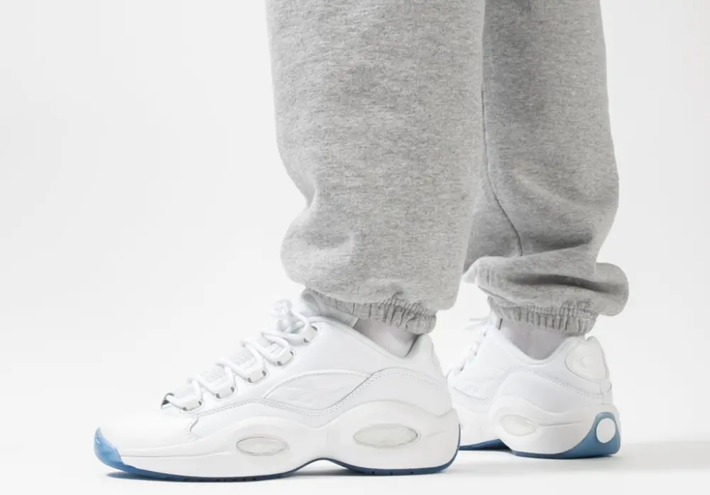 Alternative view of Giày Reebok Question Low 'White Clear Blue Sole' GW8165
