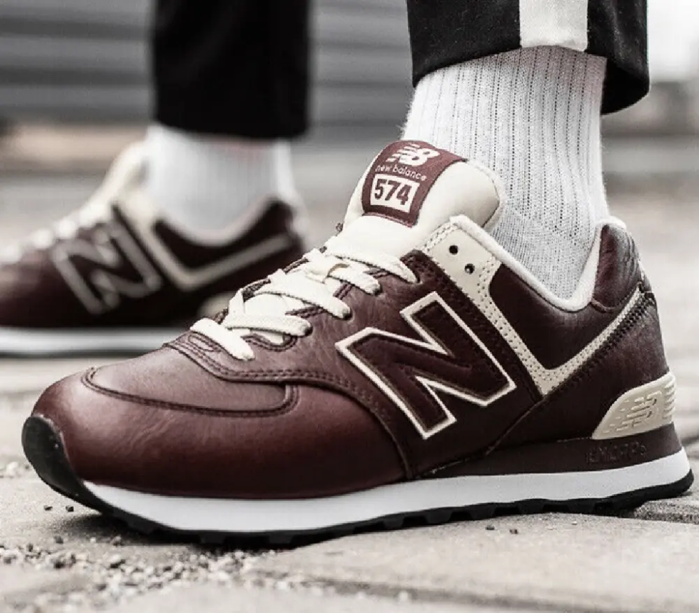 Alternative view of Giày New Balance 574 Classics 'Dark Brown' ML574LPB