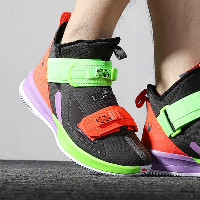 Giày Nike LeBron Solder 13 'Grey Red' AR4228-002 - Ảnh 5