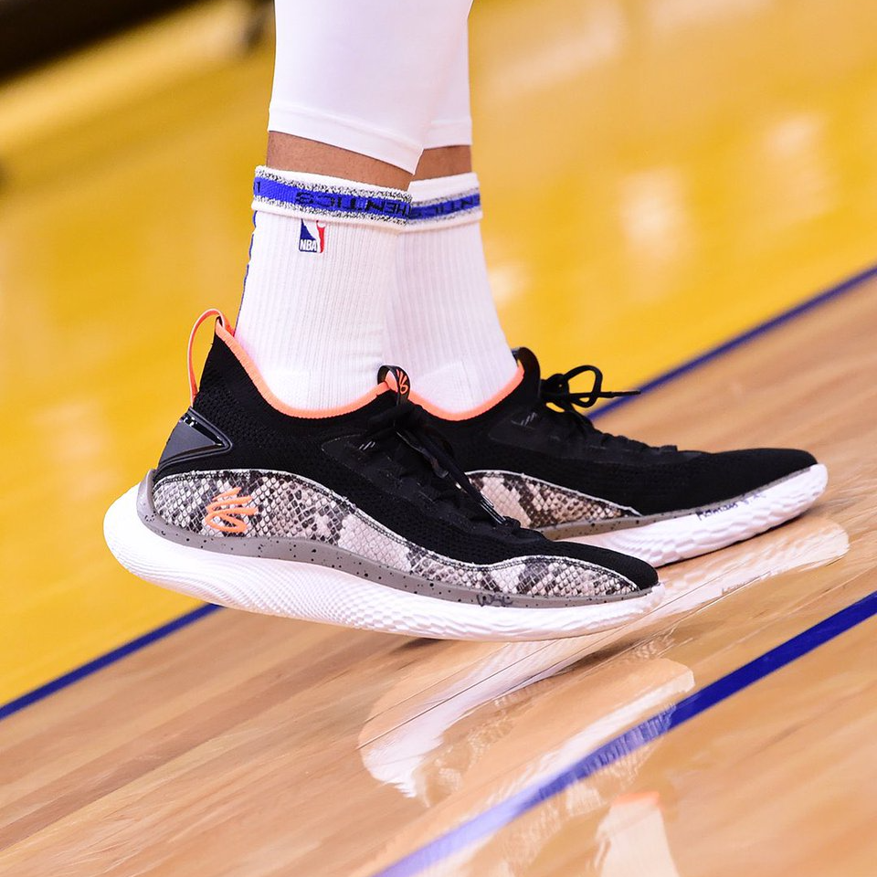 Giày Under Armour Curry Flow 8 GS 'Strike & Flow' 3024430-005 - Ảnh 3