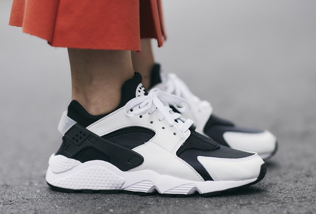 Giày Nike Air Huarache OG 'Orca' DD1068-001 - Ảnh 6