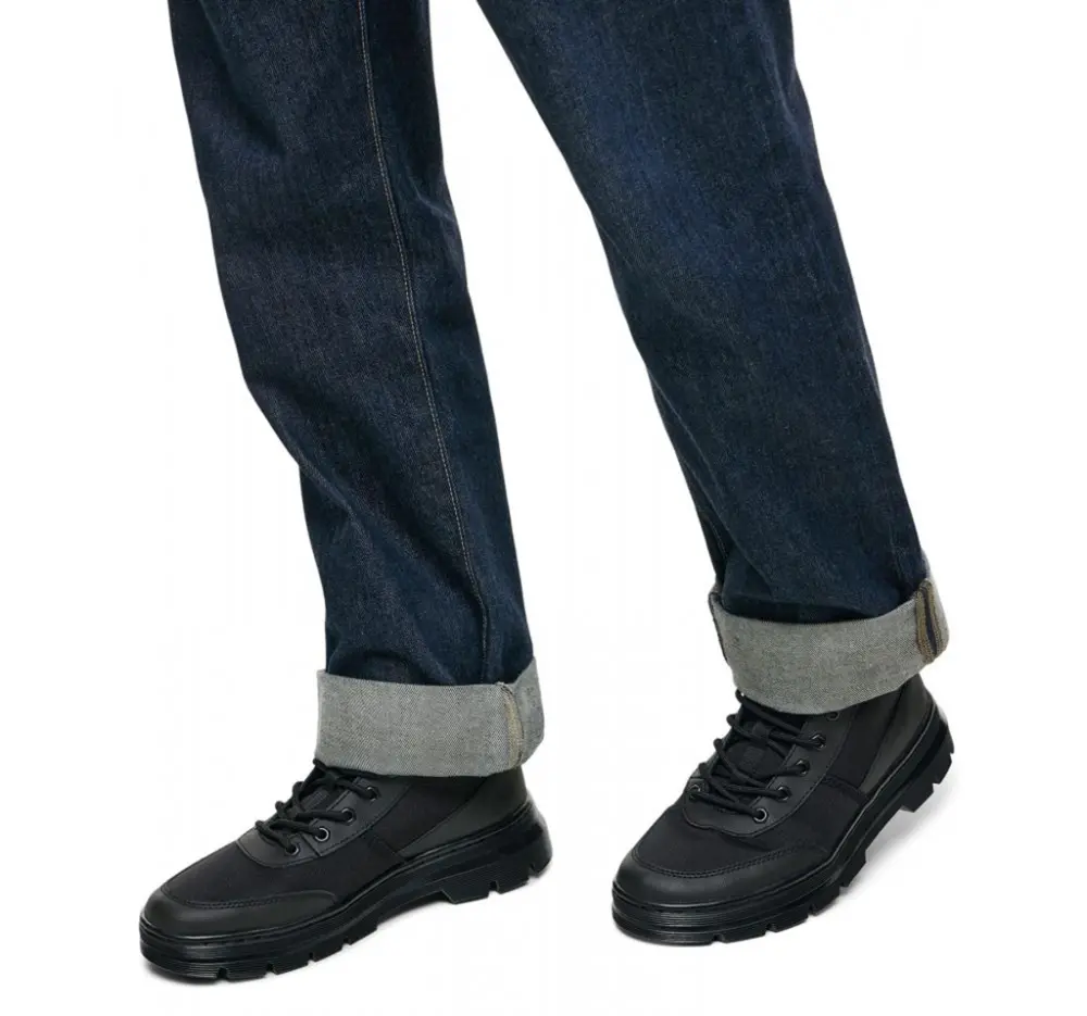 Alternative view of Giày Dr. Martens 'Black Element' 25656001