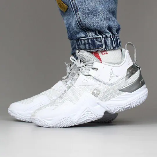 Alternative view of Giày Nike Jordan Westbrook One Take 'Triple White' CJ0781-100