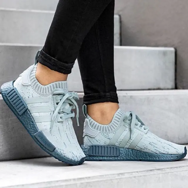 Alternative view of Giày Adidas NMD R1 Primeknit 'Sea Crystal' CG3601