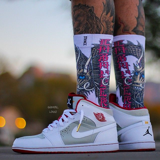 Giày Nike Air Jordan 1 GS 'Hare Jordan' 374457-011 - Ảnh 4