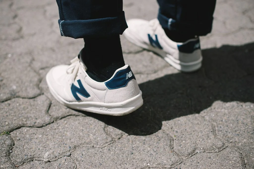 Giày New Balance 300 White Navy CRT300WA - Ảnh 5