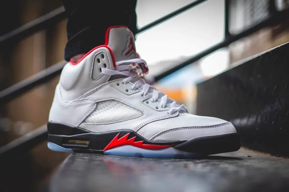 Giày Nike Air Jordan 5 Retro 'Fire Red' 2020 DA1911-102 - Ảnh 3