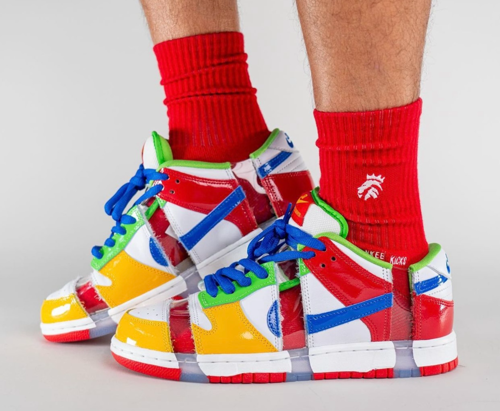 Giày Nike SB Dunk Low 'Sandy Bodecker' FD8777-100 - Ảnh 4