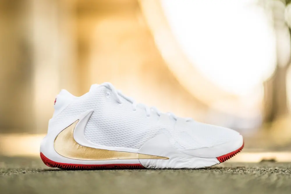 Giày Nike Zoom Freak 1 Roses BQ5422-100 - Ảnh 4