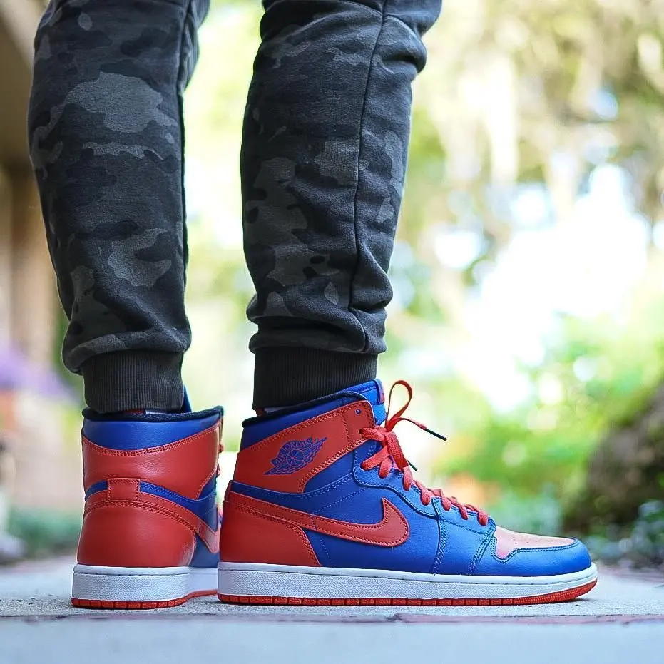 Alternative view of Giày Nike Air Jordan 1 High OG GS 'Knicks' 575441-417