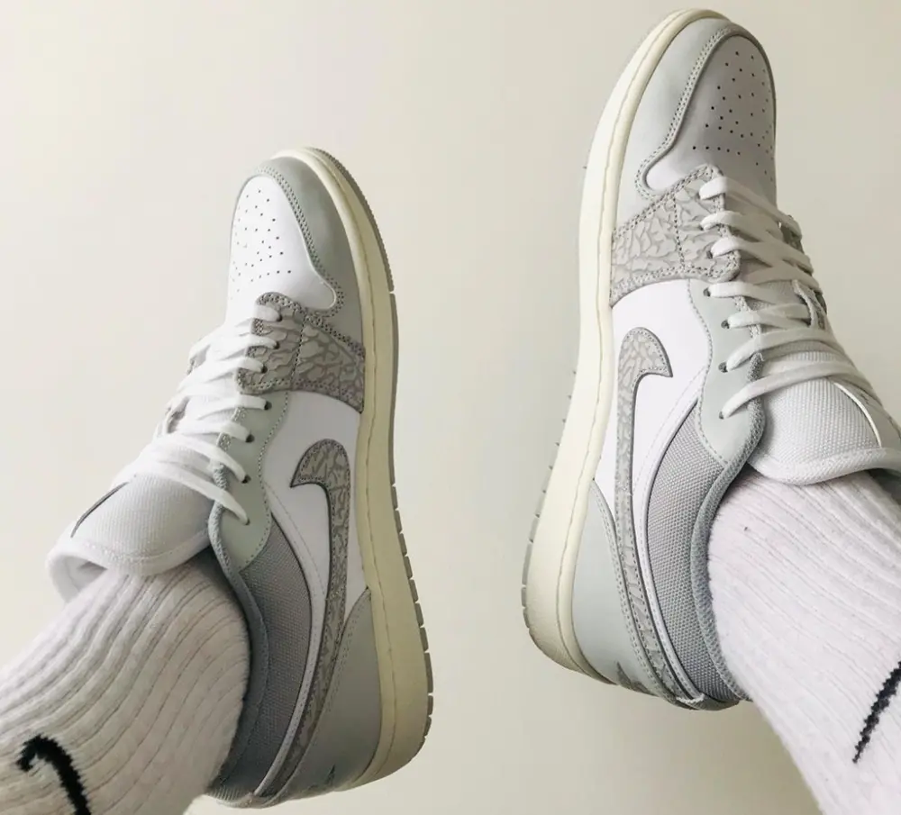 Alternative view of Giày Nike Air Jordan 1 Low Premium ‘Elephant Print’ DH4269-100
