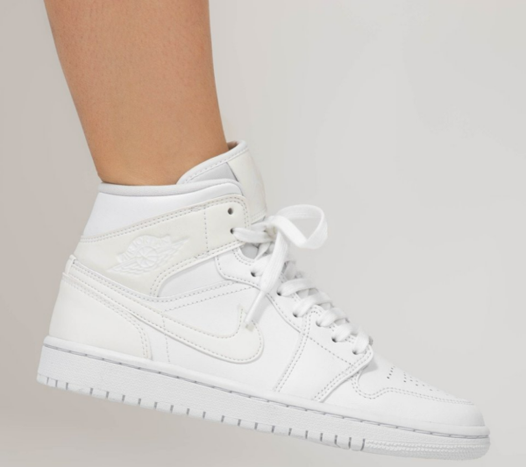 Giày Nike Wmns Air Jordan 1 Mid 'White Ivory' BQ6472-112 - Ảnh 4