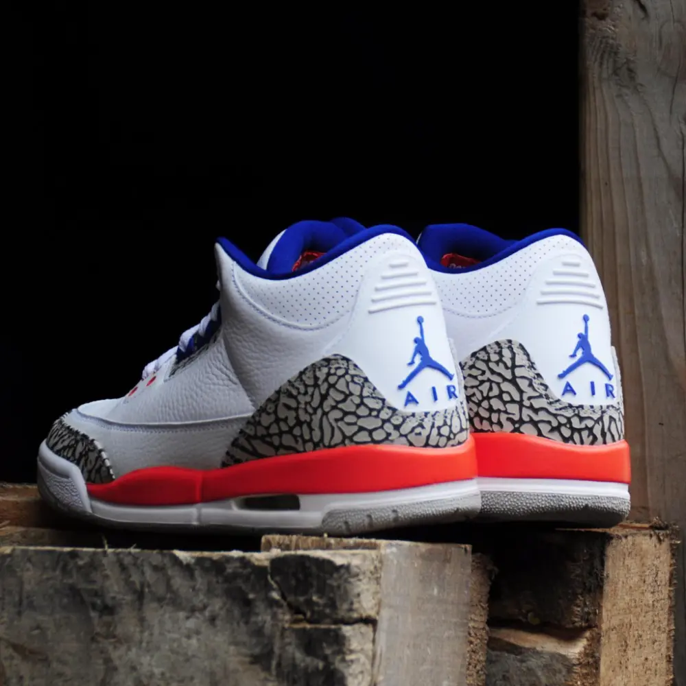 Alternative view of Giày Nike Air Jordan 3 Retro GS 'Knicks' 398614-148