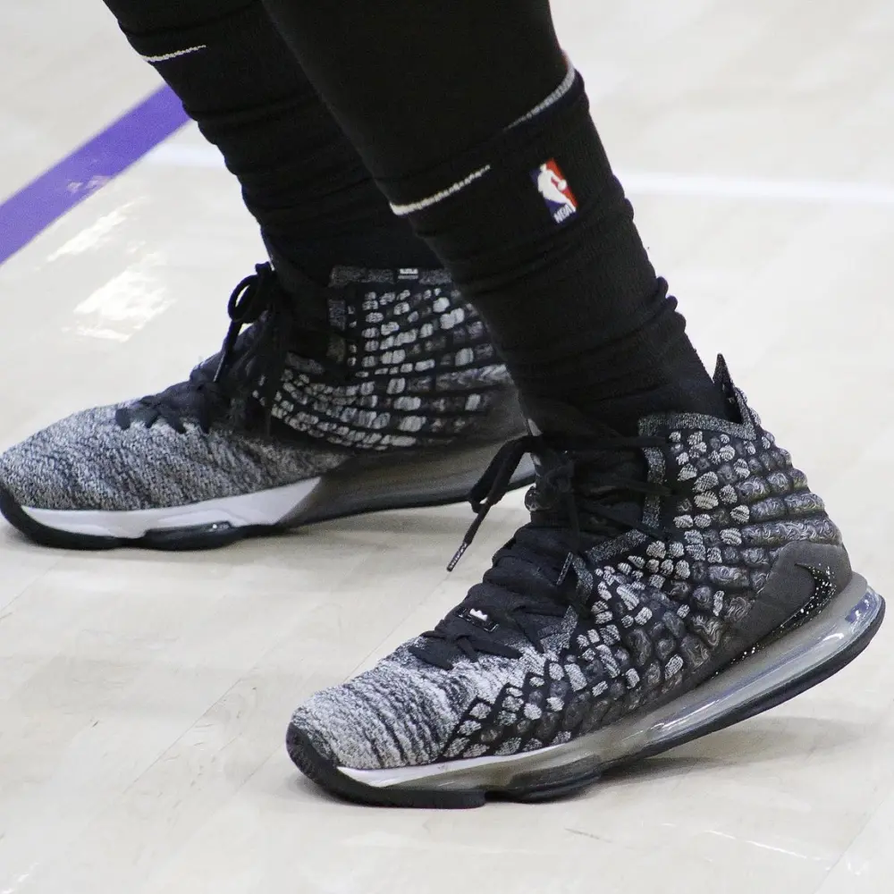 Giày Nike LeBron 17 BG 'In The Arena' BQ5594-002 - Ảnh 4