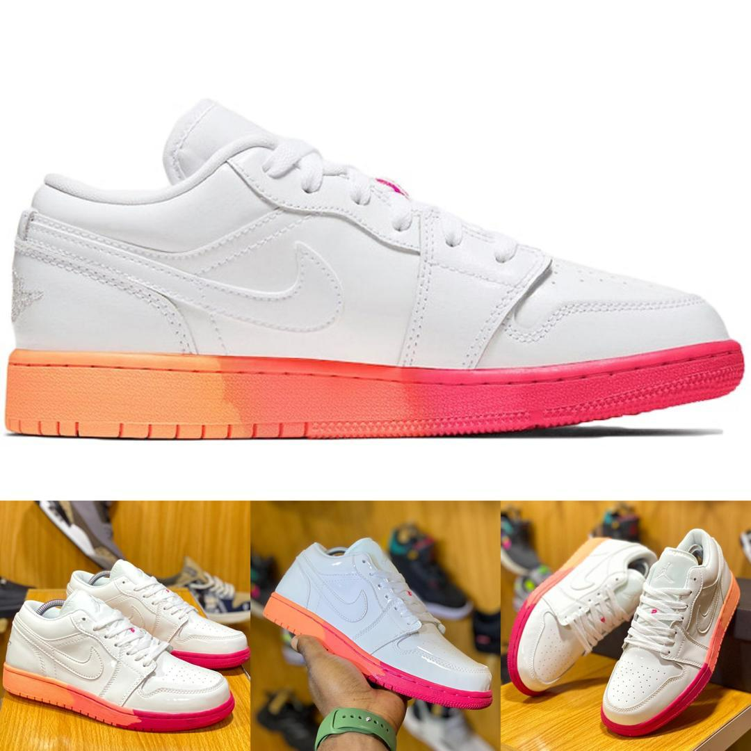 Giày Nike Air Jordan 1 Low GS 'Sunset Sole' 554723-100 - Ảnh 2
