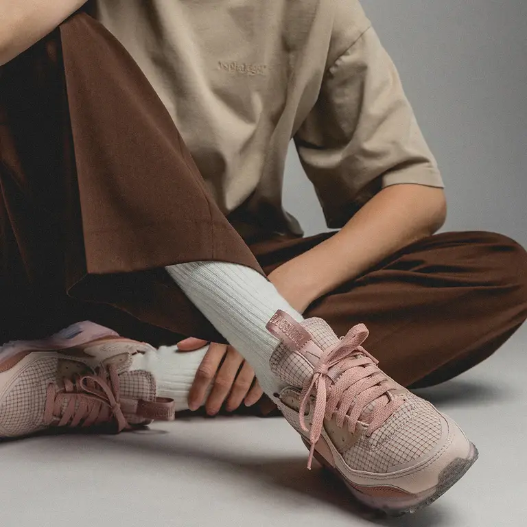 Alternative view of Giày Nike Air Max 90 Terrascape 'Pink Oxford' DH5073-600