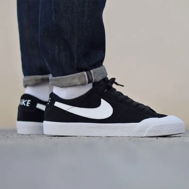 Alternative view of Giày Nike SB Zoom Blazer Low XT 'Black White' 864348-019