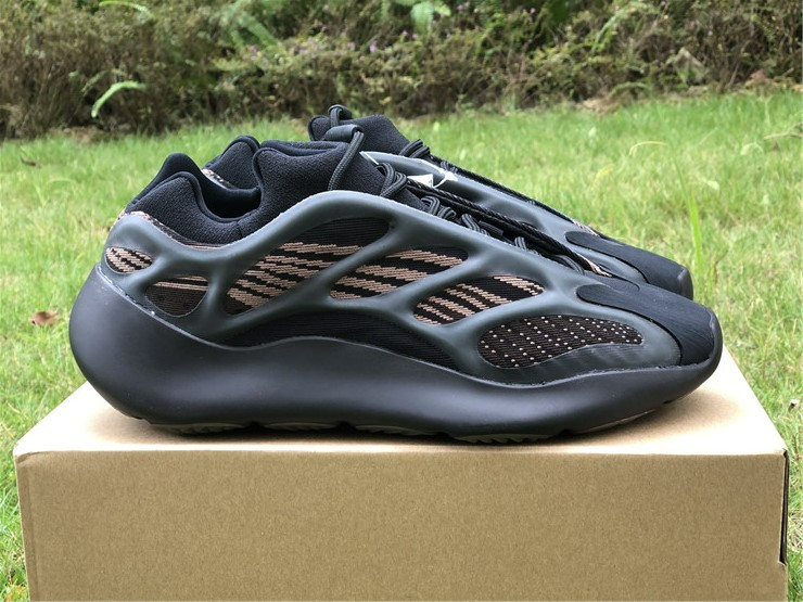 Giày Adidas Yeezy 700 V3 'Clay Brown' GY0189 - Ảnh 3