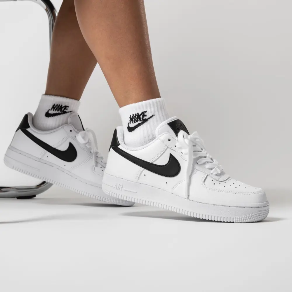 Giày Nike Wmns Air Force 1 '07 'White Black' 315115-152 - Ảnh 3