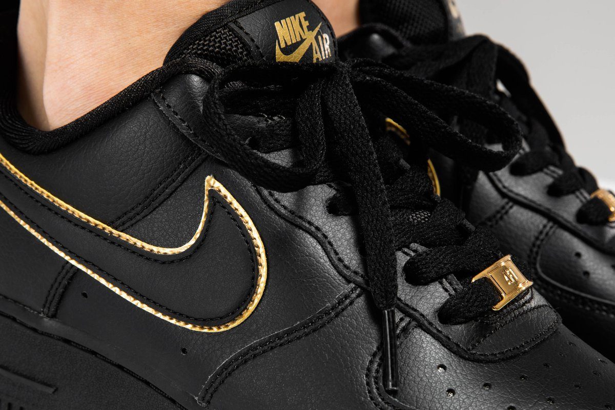 Giày Nike Air Force 1 Low '07 Essential 'Black Gold Swoosh' AQ2132-005 - Ảnh 5