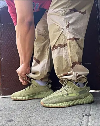 Giày Adidas Yeezy Boost 350 V2 'Sulfur' FY5346 - Ảnh 4