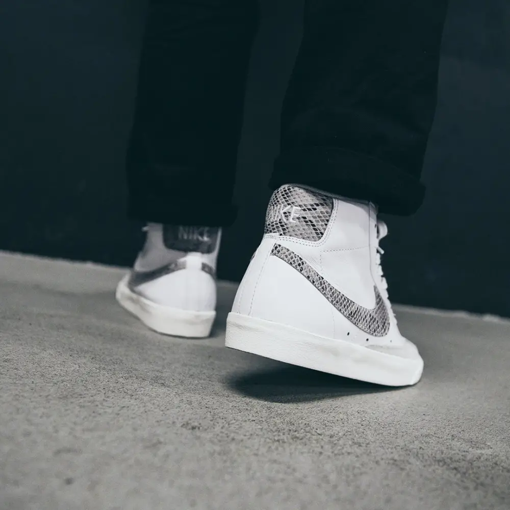 Alternative view of Giày Nike Blazer Mid Vintage 'Snakeskin Swoosh' CI1176-101