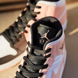 Alternative view of Giày Nike Air Jordan 1 Mid 'Arctic Orange - Black Toe' 554724-133