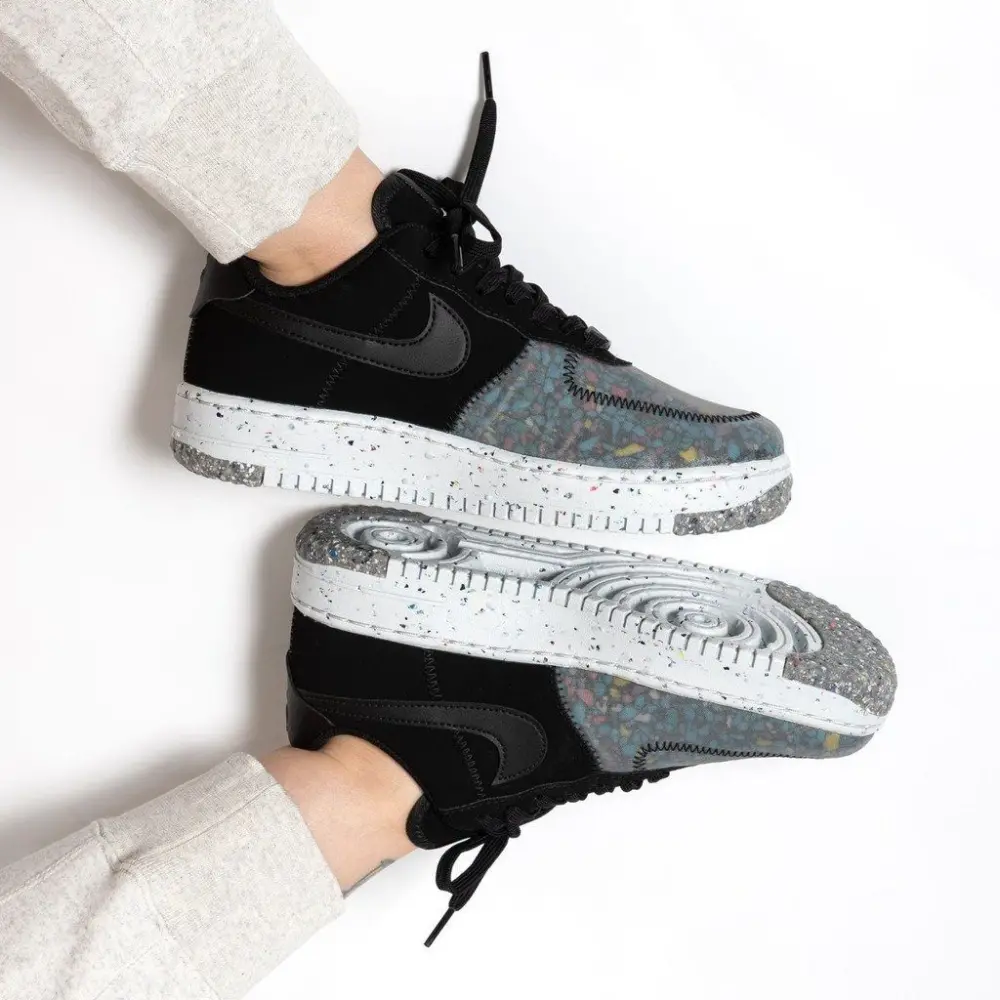 Alternative view of Giày Nike Wmns Air Force 1 Crater 'Black Photon Dust' CT1986-002