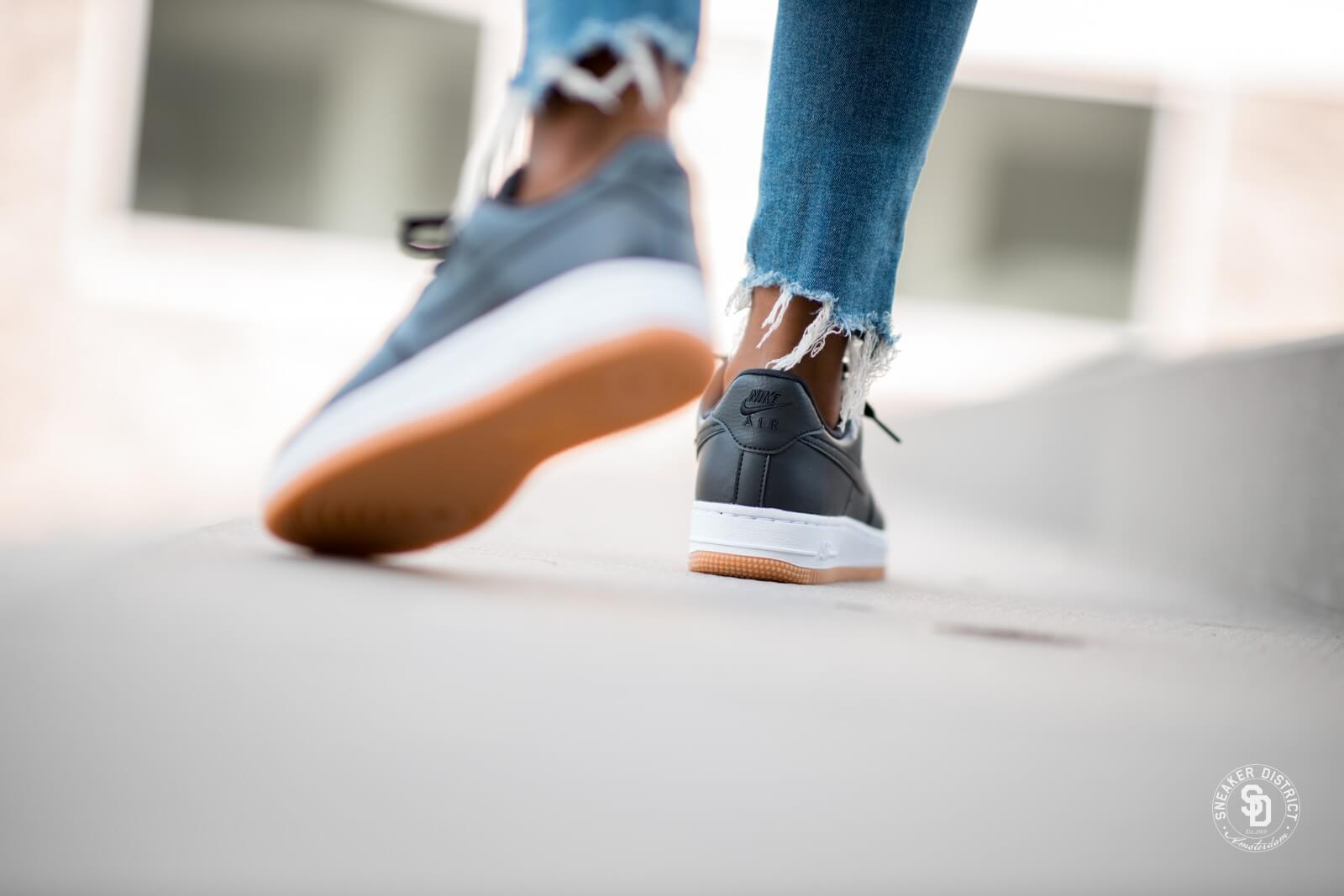 Giày Nike Air Force 1 '07 Premium 'Off Noir Metallic Silver' 896185-008 - Ảnh 4