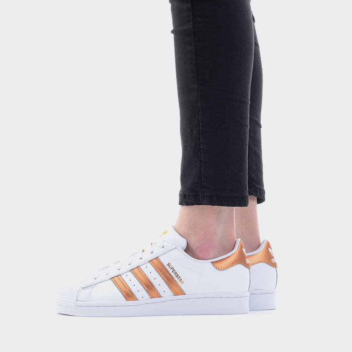 Giày Adidas Wmns Superstar 'White Copper Metallic' FX7484 - Ảnh 3