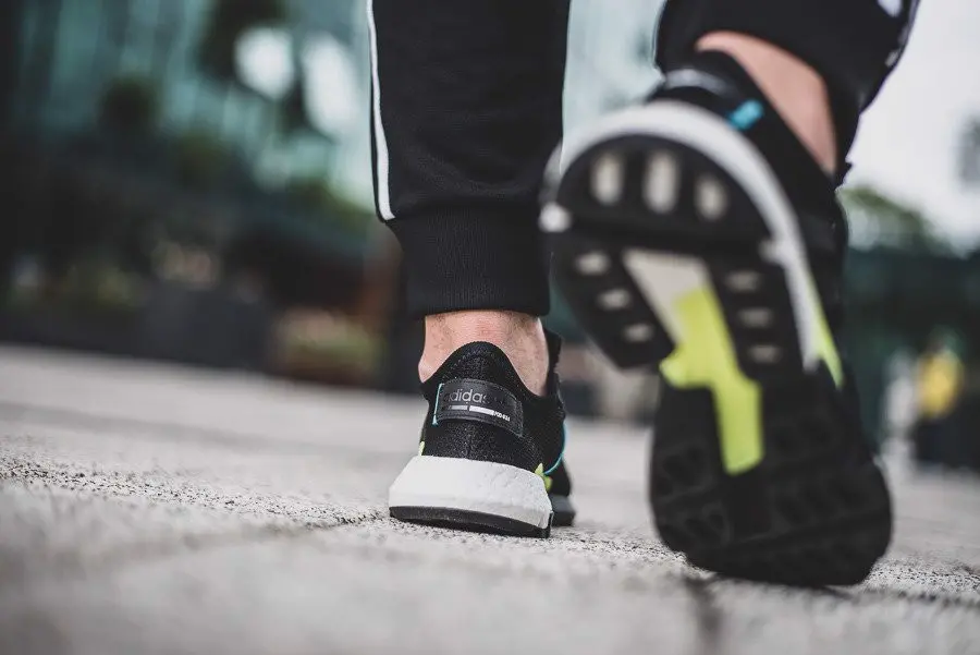Alternative view of Giày Adidas POD-S3.1 'Core Black' AQ1059