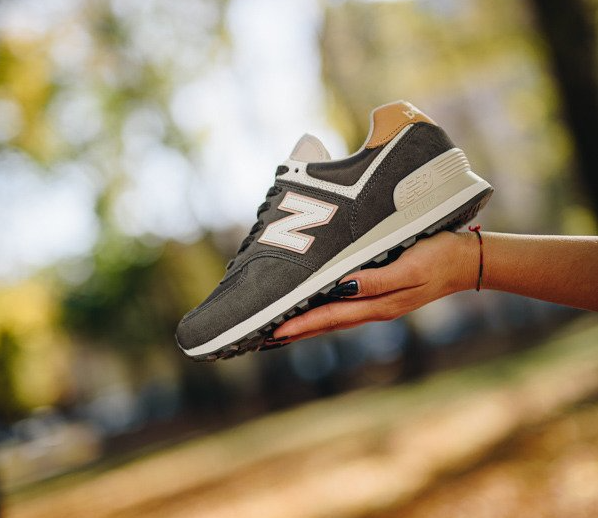 Giày New Balance Women's 574 'Grey Tan' WL574SYP - Ảnh 3