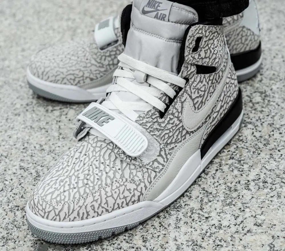 Alternative view of Giày Nike Air Jordan LEGACY 312 'ELEPHANT PRINT' AV3922-100