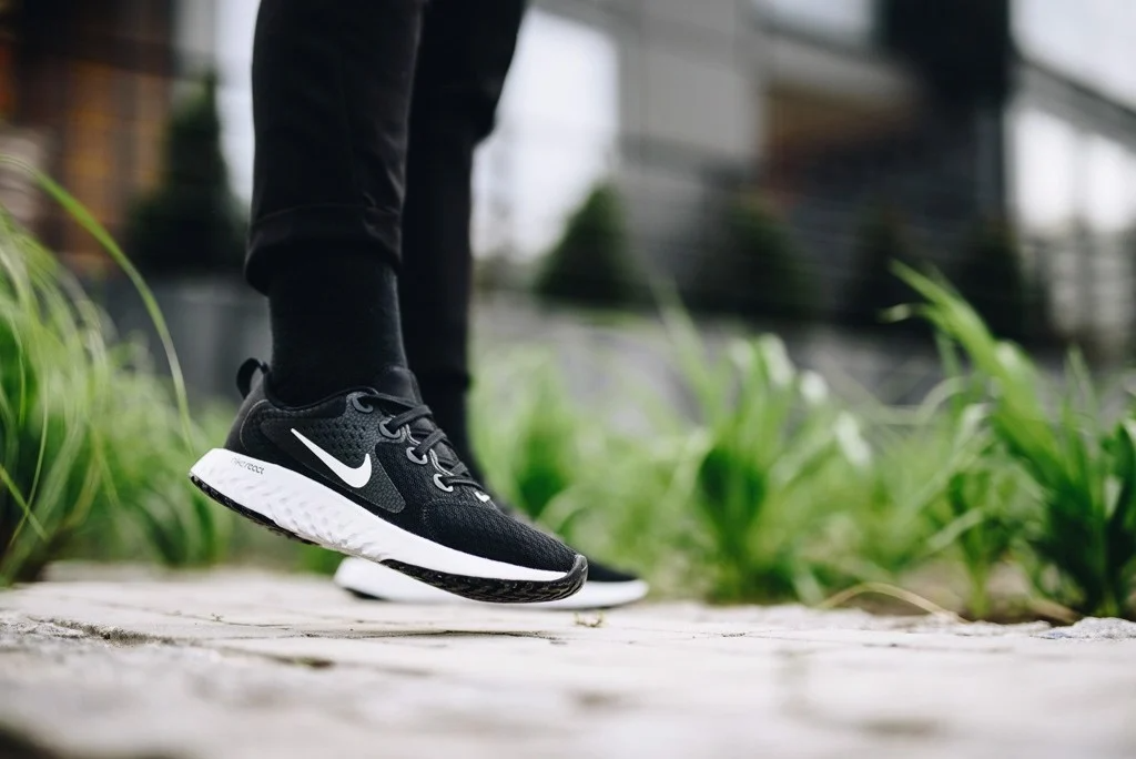 Giày Nike Legend React GS 'Black' AH9438-001 - Ảnh 3