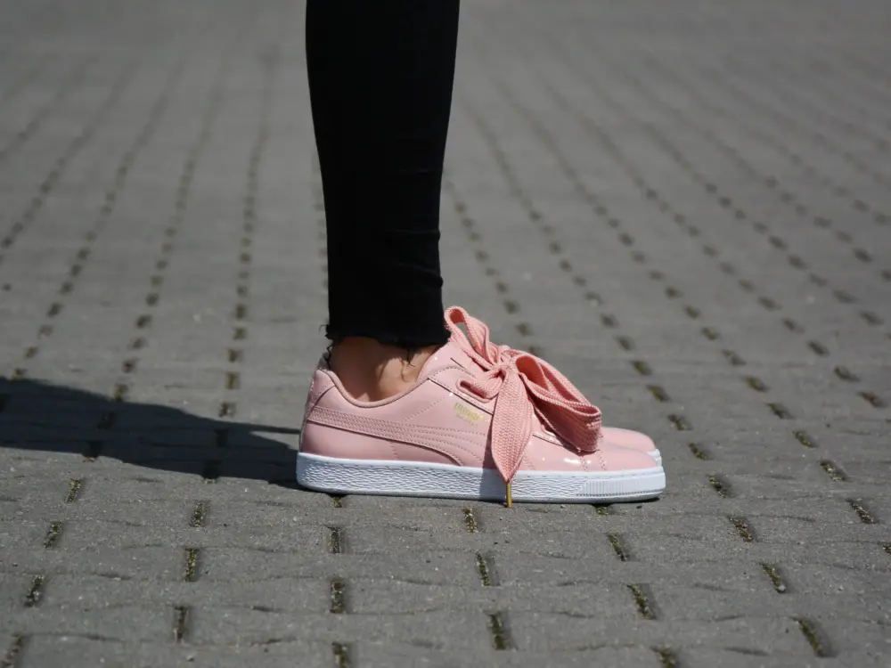Alternative view of Giày Puma Basket Heart 'Paten Pink' 363073-11