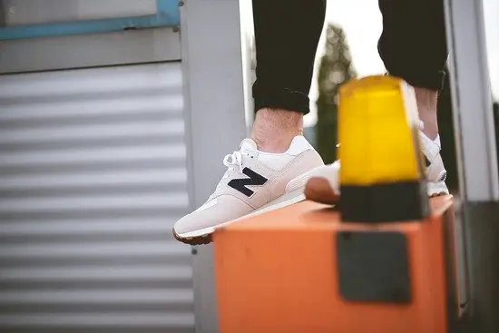Giày New Balance 574 Running 'Beige Navy' ML574SCD - Ảnh 5