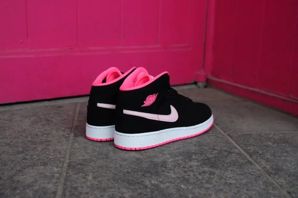 Giày Nike Air Jordan 1 Mid 'Black Digital Pink' 555112-066 - Ảnh 3