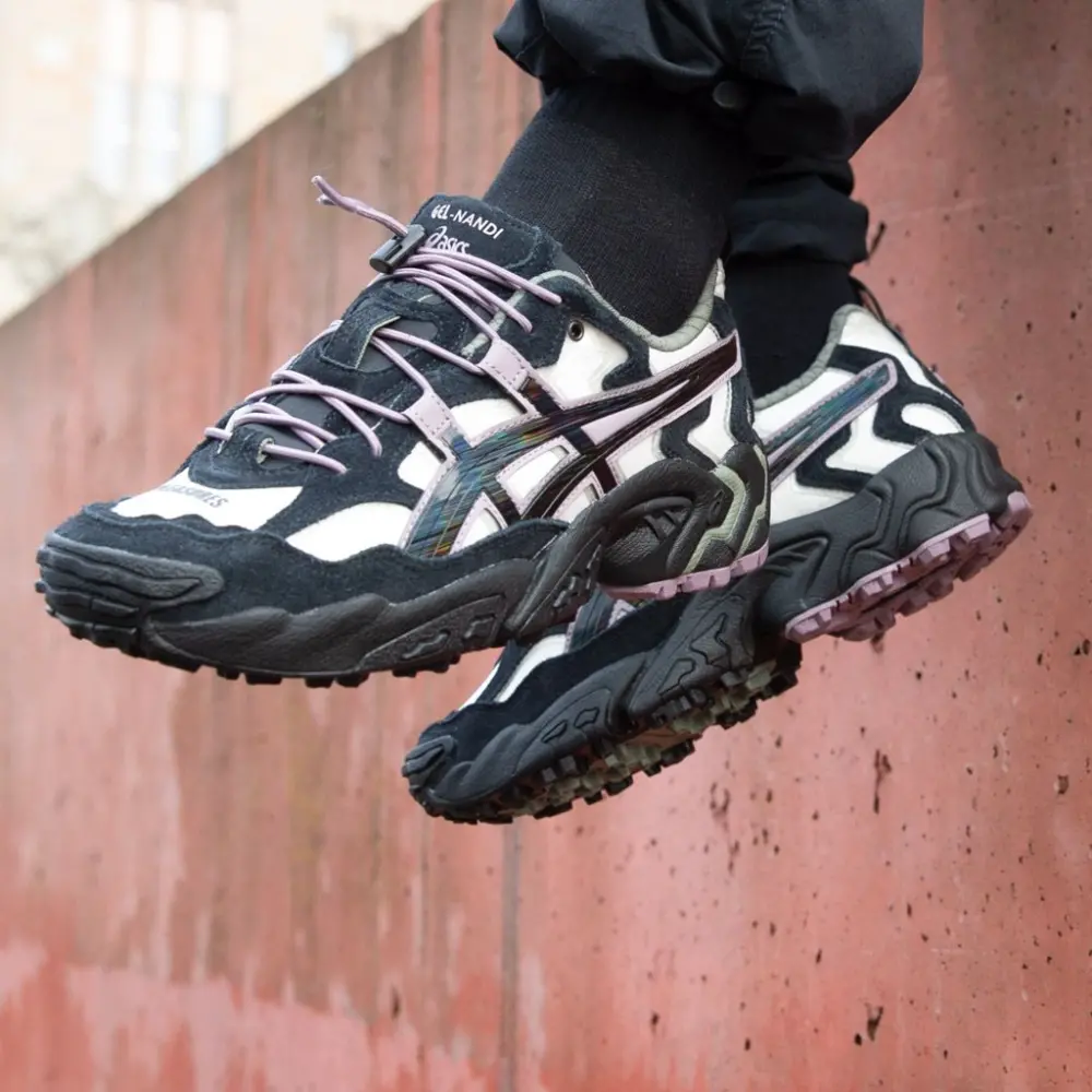 Giày Asics Pleasures x Gel Nandi Cream Graphite 1201A125 100 - Ảnh 5