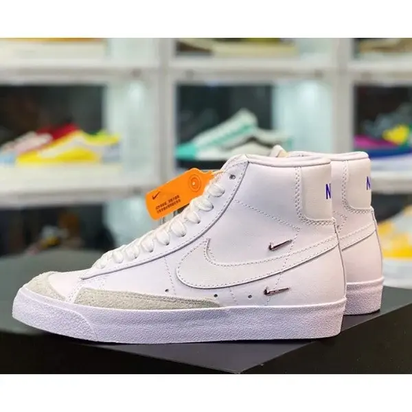 Giày Nike Wmns Blazer Mid '77 SE 'Sisterhood White Metallic Silver' CZ4627-100 - Ảnh 3