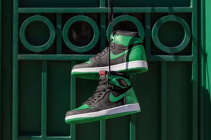 Giày Nike Air Jordan 1 Retro High OG GS 'Pine Green 2.0' 575441-030 - Ảnh 5