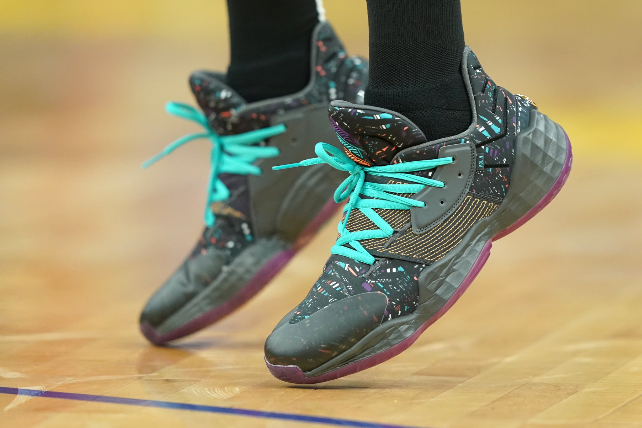 Giày Adidas Harden Vol. 4 'Amber Tint' EF9924 - Ảnh 2