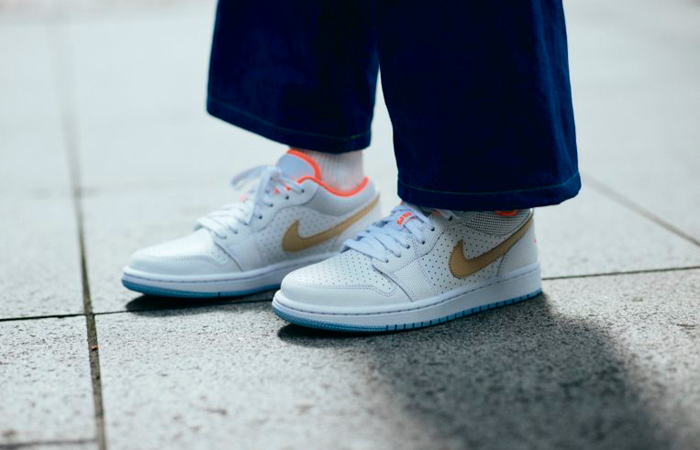 Giày Nike Wmns Air Jordan 1 Low SE 'White Sesame' DC9509-100 - Ảnh 5