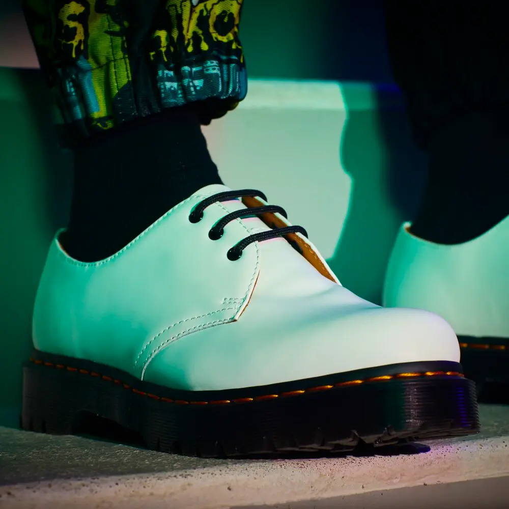 Alternative view of Giày Dr. Martens 1461 Bex 3 Eye Casual Shoes White 26654100