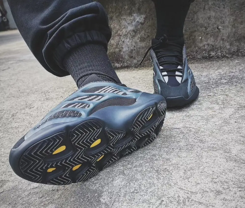 Giày Adidas Yeezy 700 V3 'Alvah' H67799 - Ảnh 5