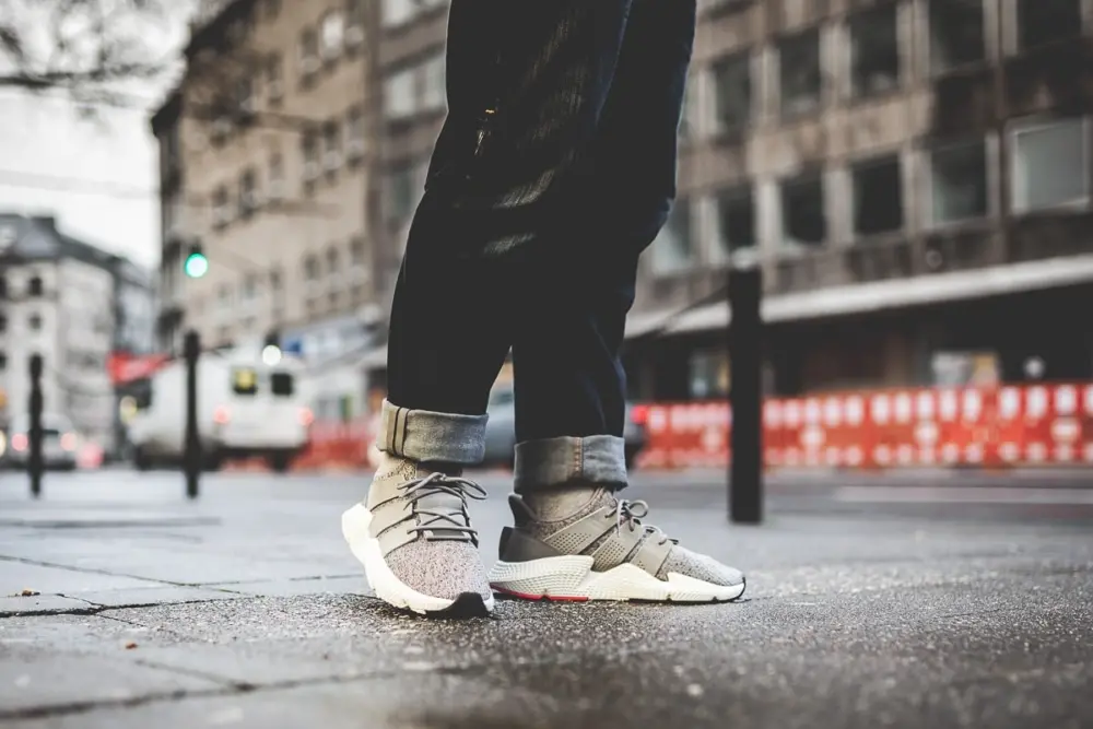 Alternative view of Giày Adidas Prophere 'Grey' CQ3023