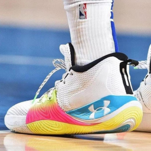 Alternative view of Giày Under Armour Embiid One 'Draft Night' 3023086-103