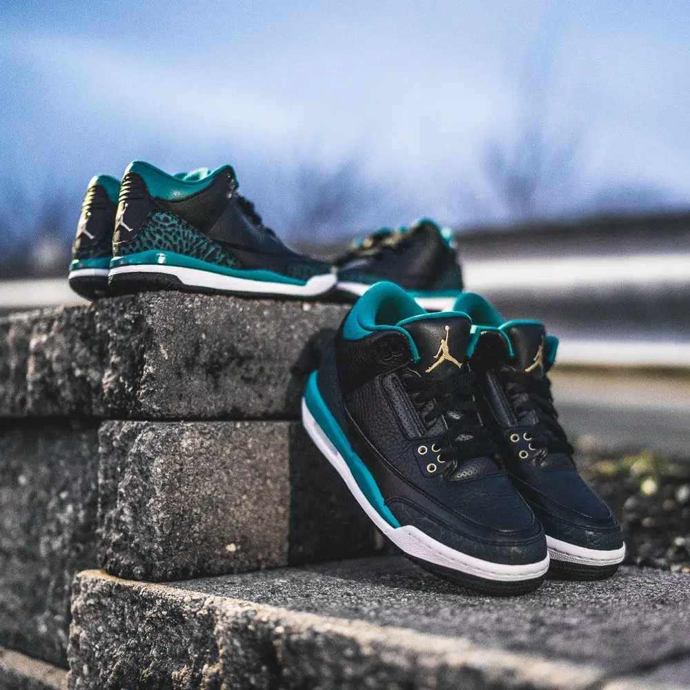 Alternative view of Giày Nike Air Jordan 3 Retro GS 'Rio Teal' 441140-018