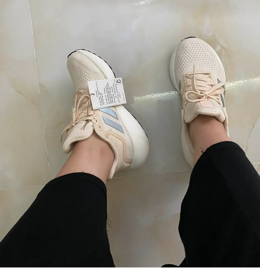 Alternative view of Giày Adidas Pureboost 22 ‘Ecru Tint’ GW3533