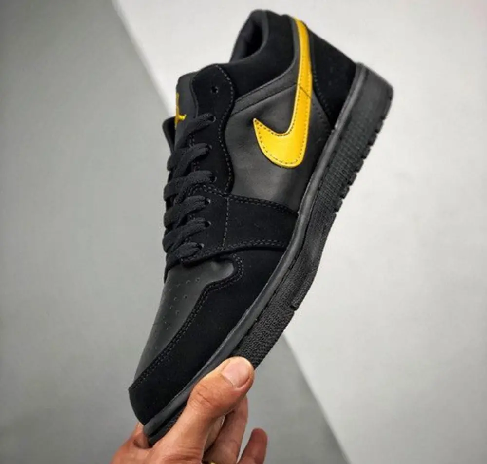 Giày Nike Air Jordan 1 Low 'Black University Gold' 553558-071 - Ảnh 4